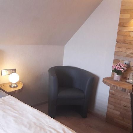 Hotel -Winterfelder Hof Apenburg-Winterfeld Екстер'єр фото
